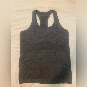 Lululemon Gray SwiftlyTech Tank, Size 8-10